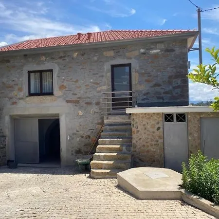 Casa Mamosteira Poente Сasa de vacaciones Sandim
